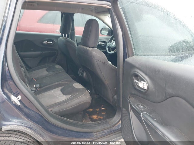 1C4PJMAB1FW522693 Jeep Cherokee Sport
