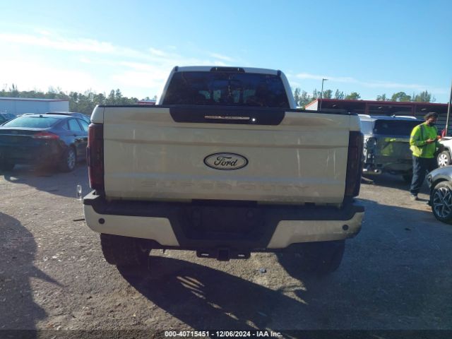 1FT7W2BT8JEC04937 Ford F-250 Lariat