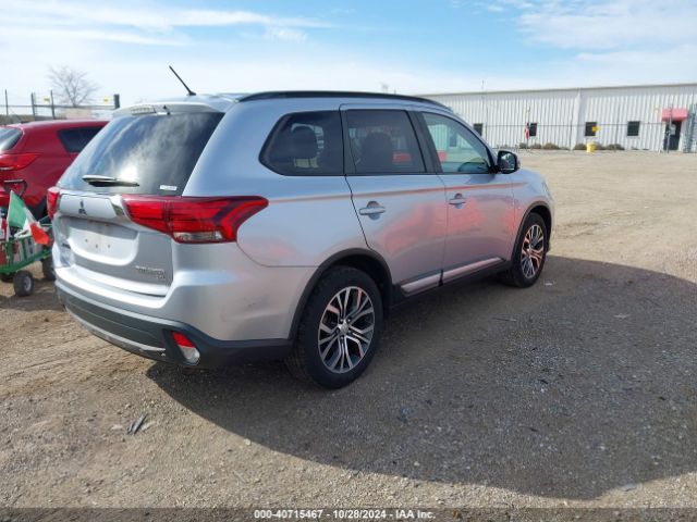2016 MITSUBISHI OUTLANDER JA4AZ3A32GZ065467 Photo 3