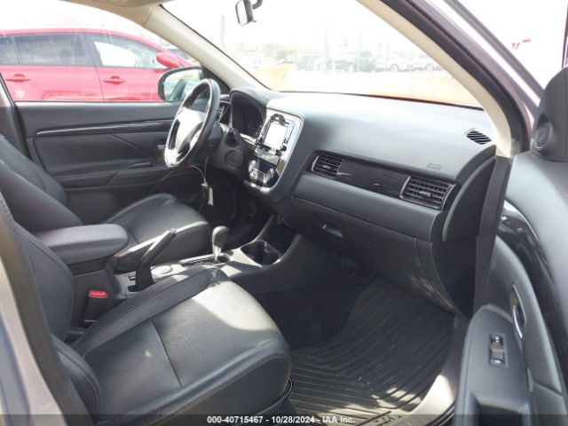 2016 MITSUBISHI OUTLANDER JA4AZ3A32GZ065467 Photo 4