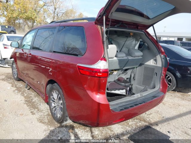 5TDYZ3DC1KS005299 Toyota Sienna Xle 8 Passenger