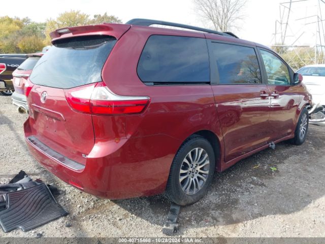 5TDYZ3DC1KS005299 Toyota Sienna Xle 8 Passenger