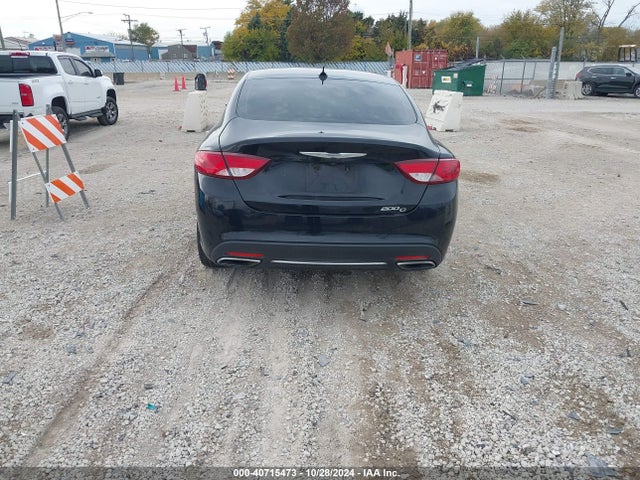 Chrysler 200 C 2015 1C3CCCCG0FN501839 Image 16