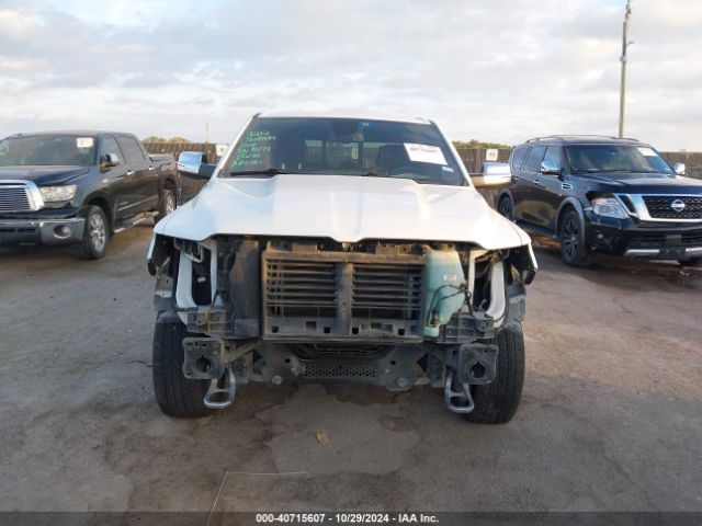 1C6SRFHT4KN924115 RAM 1500 Limited  4x4 5'7 Box