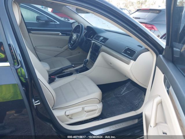 1VWBA7A38JC040461 Volkswagen Passat 2.0t Se