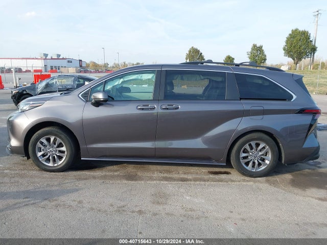 Toyota SIENNA LE 2023 5TDBRKEC1PS139431 Image 15