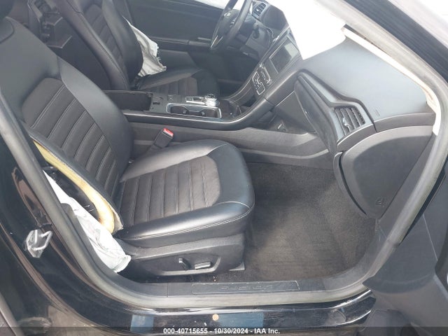 3FA6P0H72JR106738 Ford FUSION SE