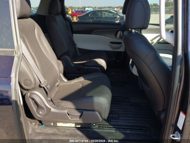 KNDNB4H38R6441603 KIA Carnival Mpv Lx Seat Package