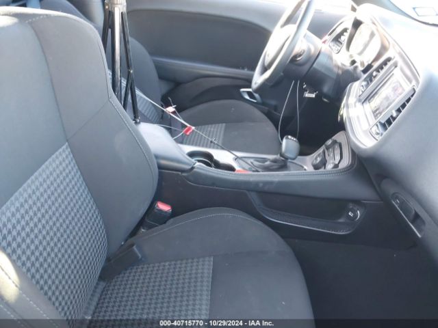 2C3CDZJG7PH586823 Dodge Challenger Gt