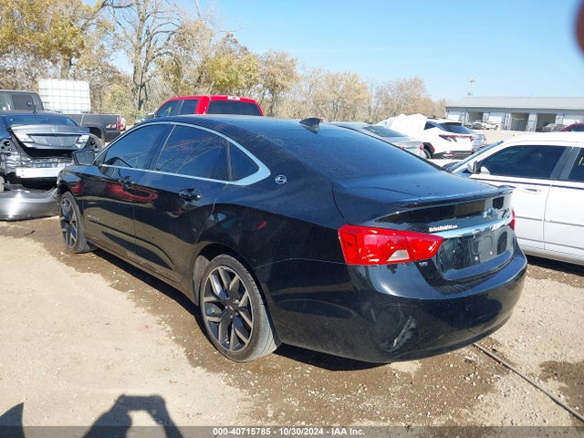 Chevrolet IMPALA 1LT 2018 2G1105S39J9107444 Image 3