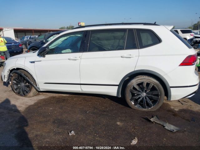 3VV3B7AX3MM009873 Volkswagen Tiguan 2.0t Se/2.0t Se R-line Black/2.0t Sel