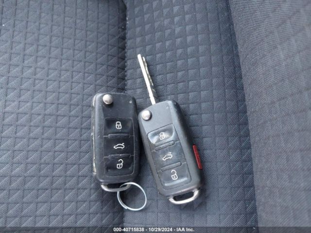 3VW2K7AJ6FM351159 Volkswagen Jetta 2.0l S