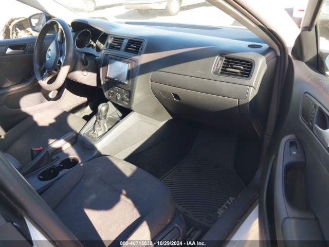 3VW2K7AJ6FM351159 Volkswagen Jetta 2.0l S
