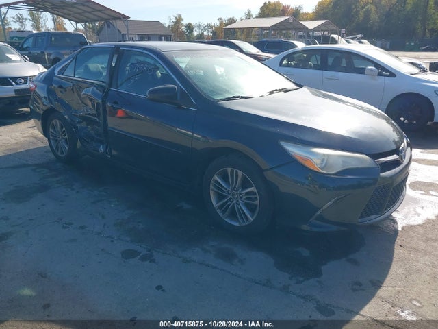 2016 4T1BF1FK1GU224169 main image