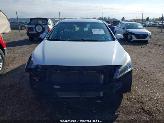 Hyundai SONATA SE 2015 5NPE24AF1FH200780 Image 12