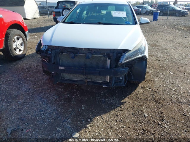 Hyundai SONATA SE 2015 5NPE24AF1FH200780 Image 6