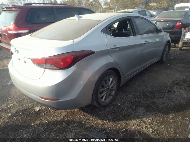 Hyundai ELANTRA SE 2015 5NPDH4AE2FH621845 Image 4