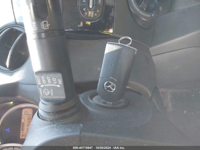 JM1DE1KZ8E0177696 Mazda Mazda2 Sport