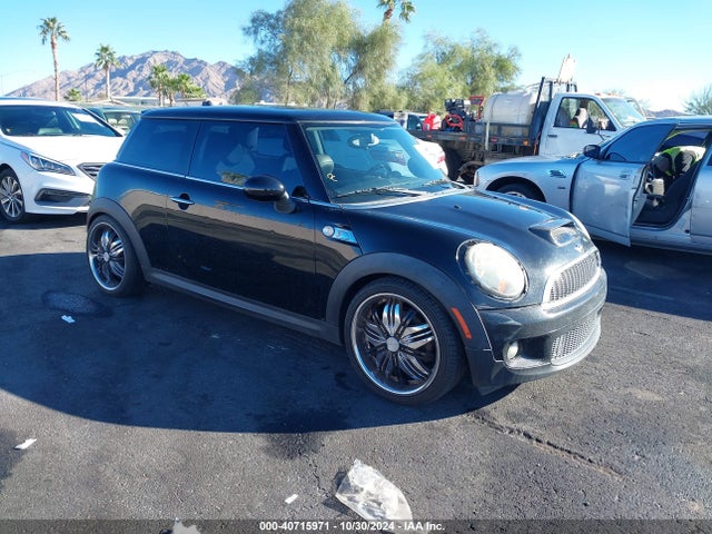 2010 MINI COOPER S WMWMF7C54ATW88887 Photo 0