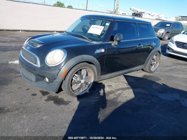 2010 MINI COOPER S WMWMF7C54ATW88887 Photo 1