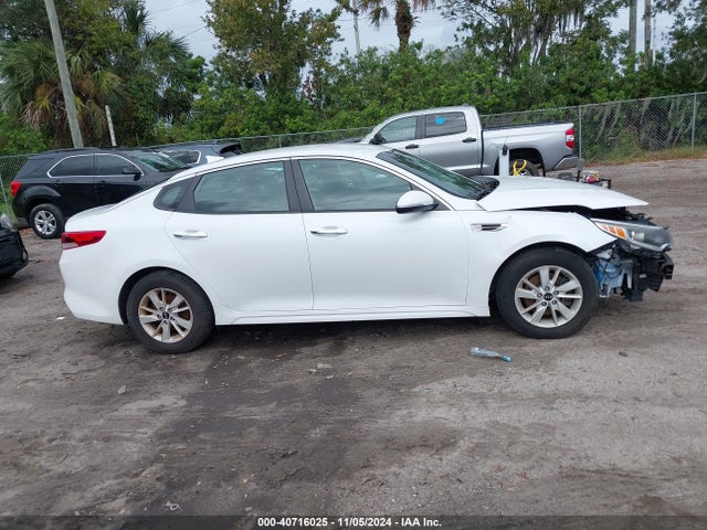 KIA Optima Lx 2018 5XXGT4L35JG211195 Image 13
