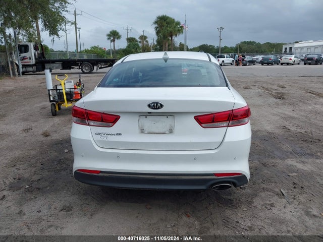 KIA Optima Lx 2018 5XXGT4L35JG211195 Image 16