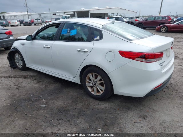 KIA Optima Lx 2018 5XXGT4L35JG211195 Image 3