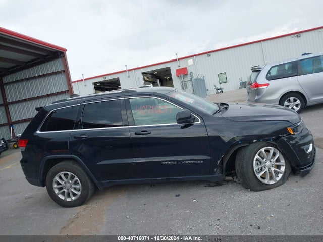 1C4RJFAG4MC676667 Jeep Grand Cherokee Laredo X 4x4