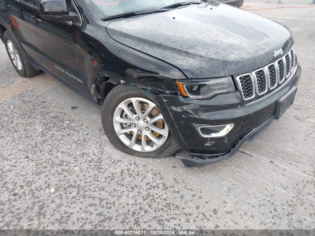 1C4RJFAG4MC676667 Jeep Grand Cherokee Laredo X 4x4