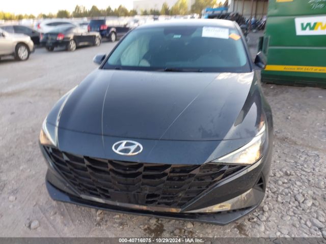 5NPLS4AG8MH017163 Hyundai ELANTRA SEL