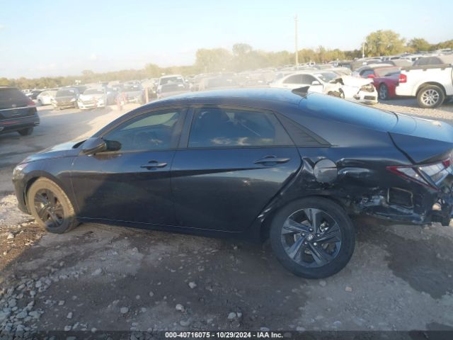 5NPLS4AG8MH017163 Hyundai ELANTRA SEL