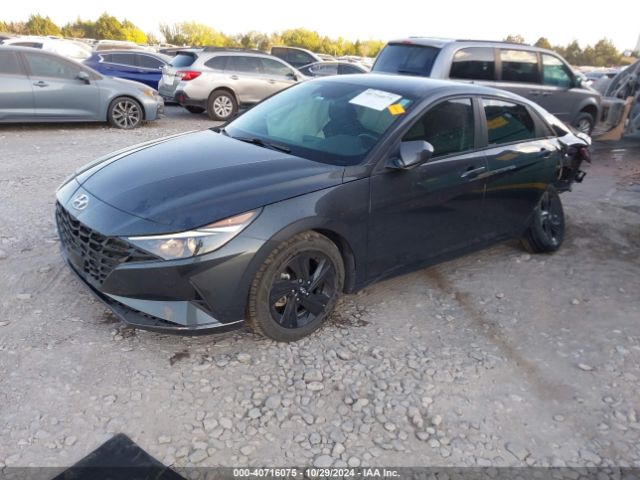 5NPLS4AG8MH017163 Hyundai ELANTRA SEL