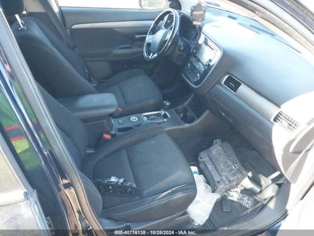 JA4AZ3A3XGZ053406 Mitsubishi Outlander Se