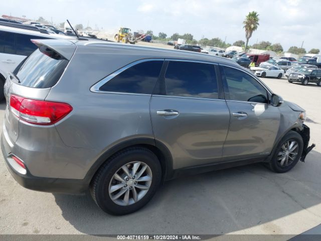 5XYPGDA51JG391893 KIA Sorento 3.3l Lx