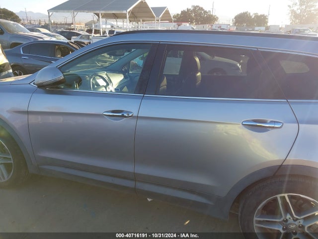 Hyundai Santa Fe Se Ultimate 2017 KM8SR4HF8HU181850 Image 15