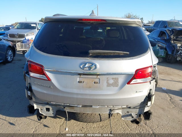 Hyundai Santa Fe Se Ultimate 2017 KM8SR4HF8HU181850 Image 17