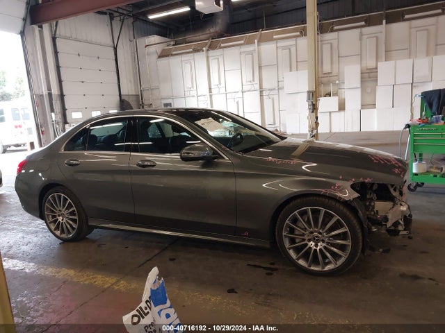 55SWF8DB6KU301975 Mercedes-Benz C 300
