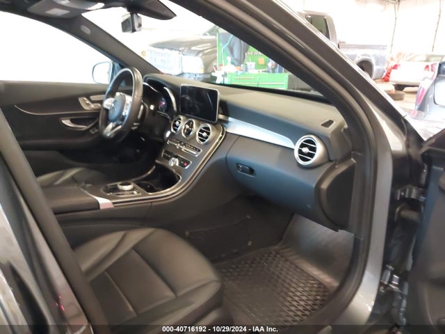 55SWF8DB6KU301975 Mercedes-Benz C 300