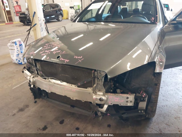 55SWF8DB6KU301975 Mercedes-Benz C 300