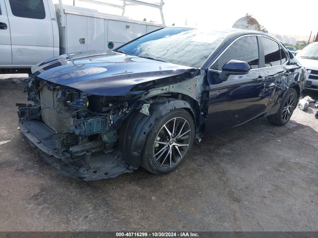 Toyota CAMRY SE 2021 4T1G11AK6MU490455 Image 2