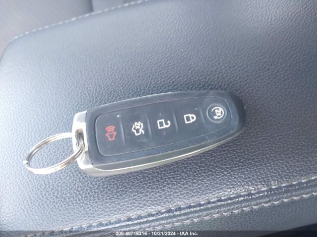 Ford ESCAPE SE 2019 1FMCU9GD8KUA72473 Image 11