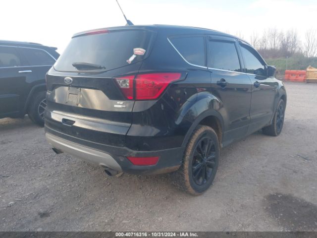 Ford ESCAPE SE 2019 1FMCU9GD8KUA72473 Image 4