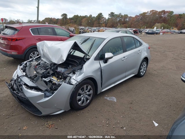 Toyota COROLLA LE 2022 5YFEPMAEXNP333483 Image 2