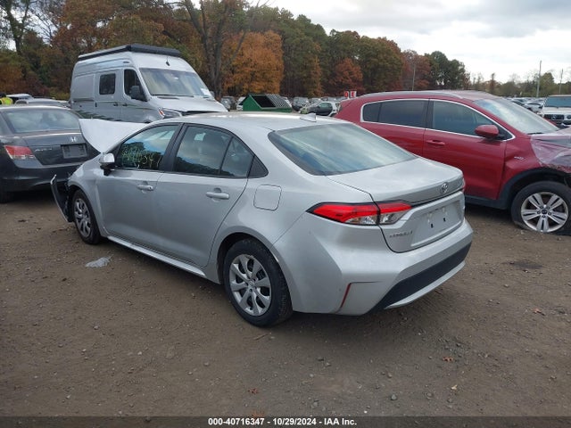 Toyota COROLLA LE 2022 5YFEPMAEXNP333483 Image 3