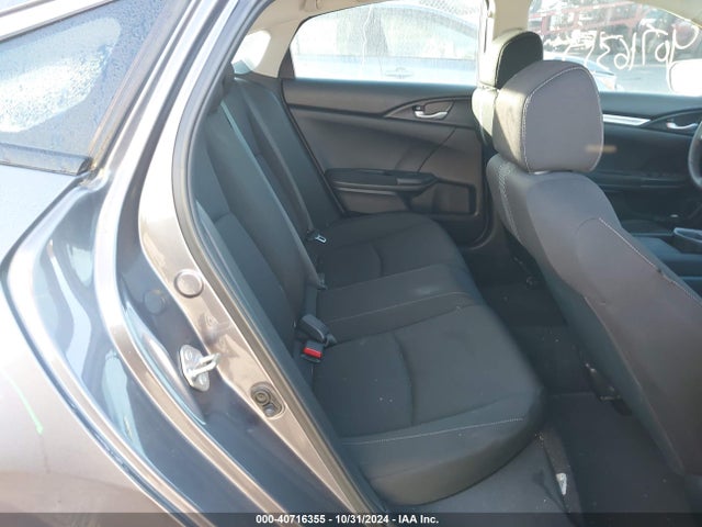 Продаж на аукціоні авто 2018 Honda Civic Lx, vin: 19XFC2F5XJE043821, номер лоту: 40716355