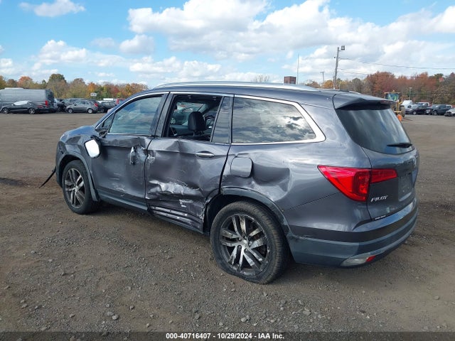 Honda Pilot Touring 2018 5FNYF6H91JB026214 Image 18