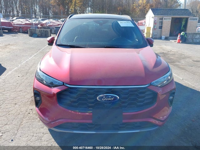 1FMCU9PZ0RUB21543 Ford Escape St-line Elite