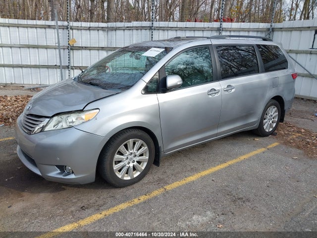 5TDDK3DC4FS096996 Toyota Sienna Limited Premium 7 Passenger