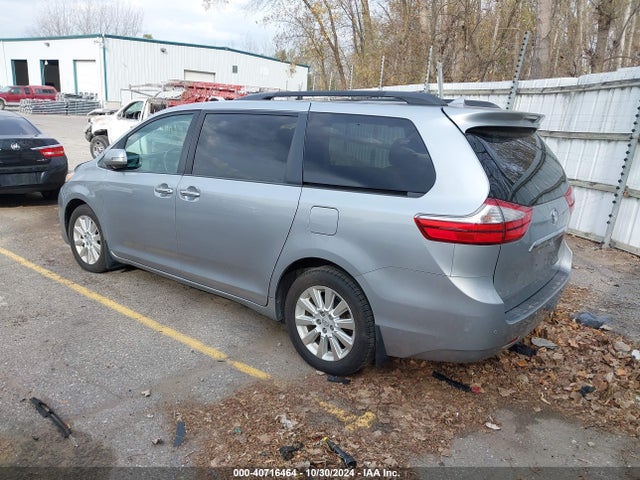 5TDDK3DC4FS096996 Toyota Sienna Limited Premium 7 Passenger