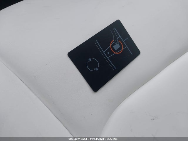 2021 TESLA MODEL 3 5YJ3E1EB6MF061231 Photo 10